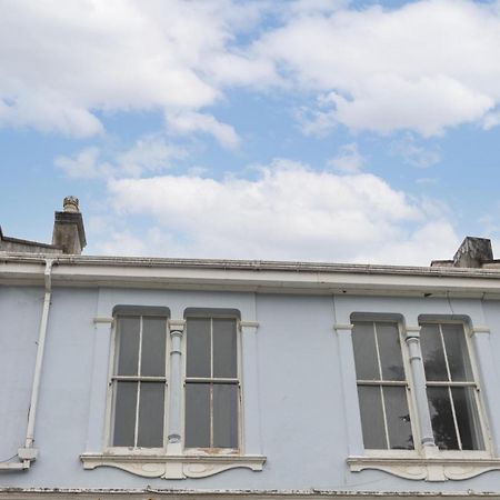Alexandra - Large 3 Bed Perfect For Contractors, Free Parking, Fast Wifi And Great Value! Apartamento Plymouth Exterior foto
