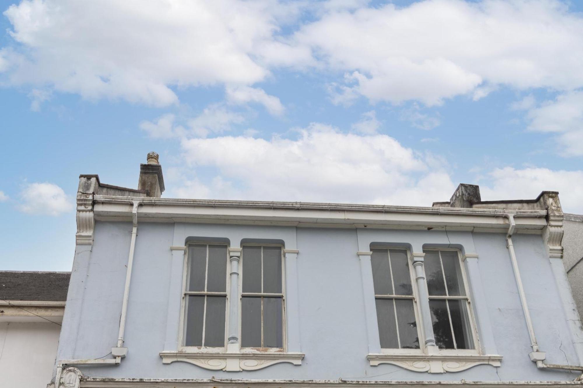 Alexandra - Large 3 Bed Perfect For Contractors, Free Parking, Fast Wifi And Great Value! Apartamento Plymouth Exterior foto