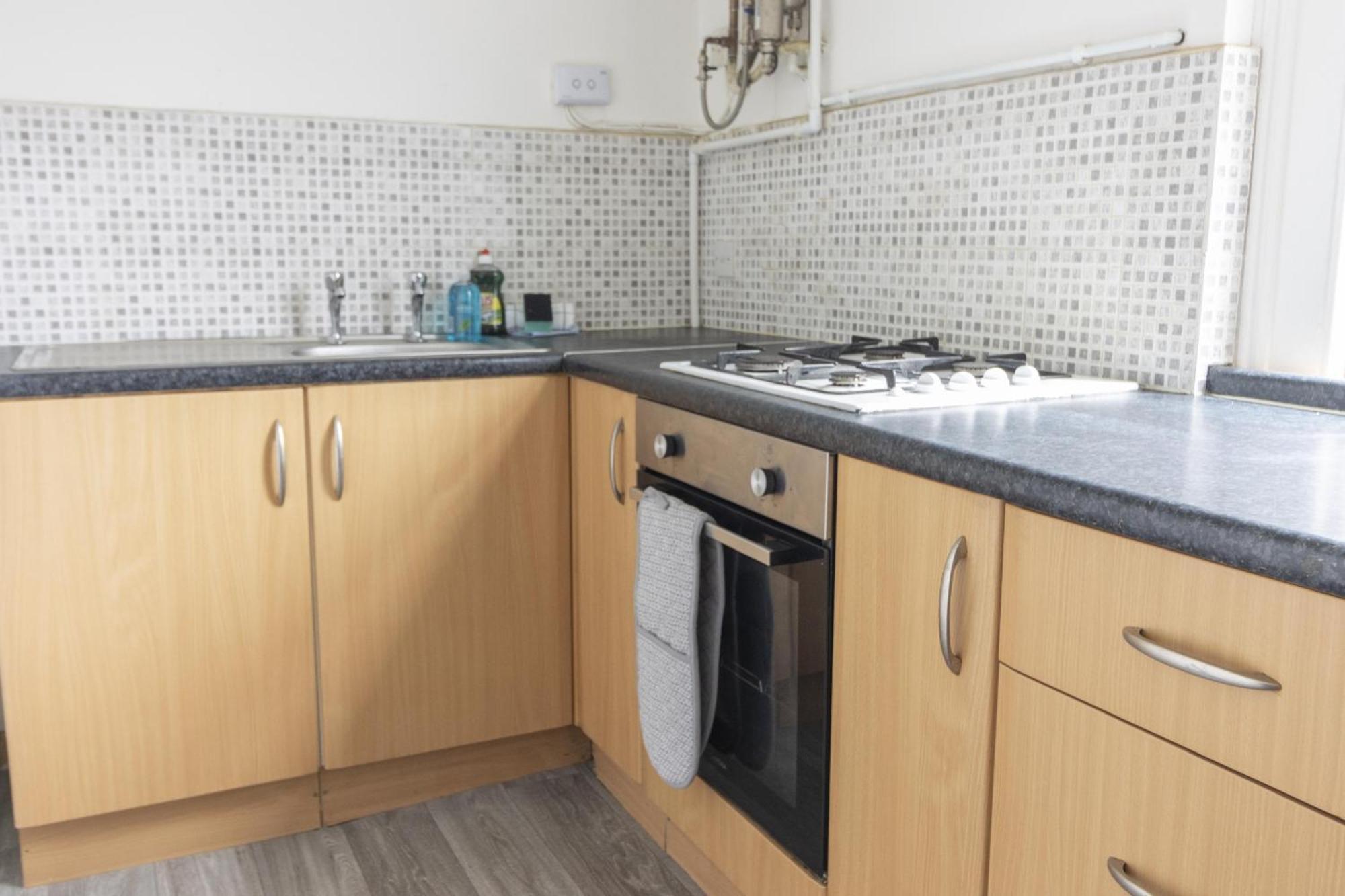 Alexandra - Large 3 Bed Perfect For Contractors, Free Parking, Fast Wifi And Great Value! Apartamento Plymouth Exterior foto